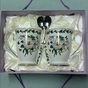 Gift Boxed Pair of Cups